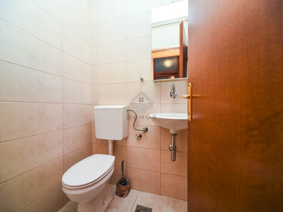 Dvosoban namješten stan 76 m², Stari Aerodrom – Podgorica