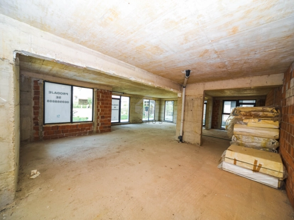 Poslovni prostor 102 m² + garaža, Zabjelo – Podgorica