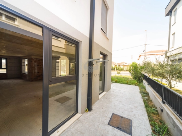 Poslovni prostor 102 m² + garaža, Zabjelo – Podgorica