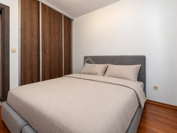 Jednosoban stan 45 m² + parking, Ljubović – Podgorica