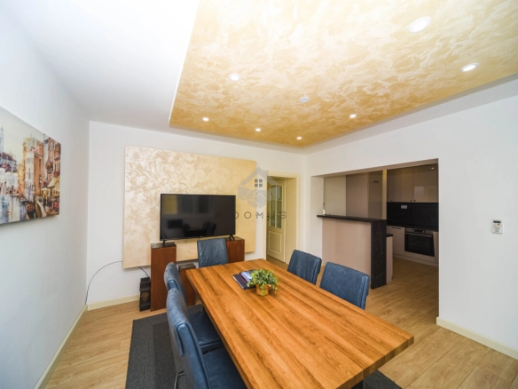 Trosoban stan 120 m² + parking, Konik – Podgorica