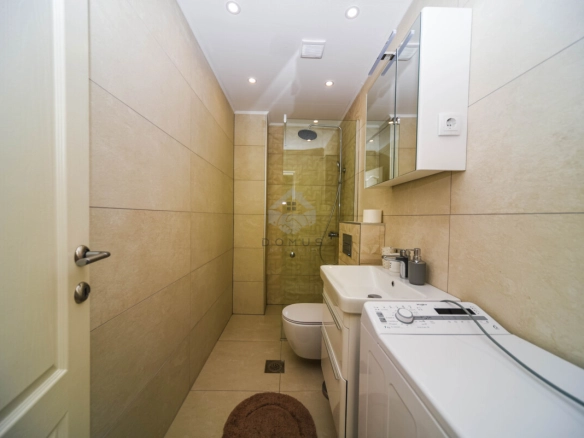 Trosoban stan 120 m² + parking, Konik – Podgorica