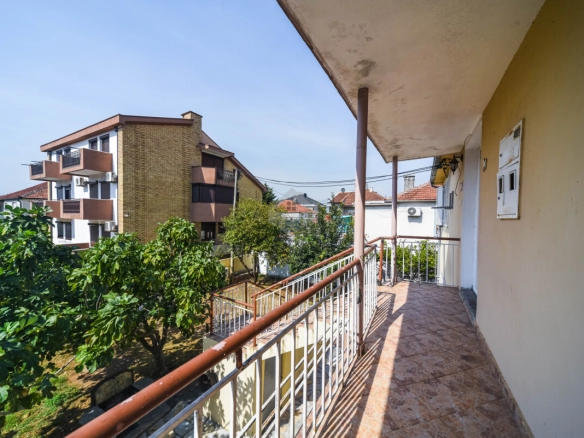 Trosoban stan 120 m² + parking, Konik – Podgorica