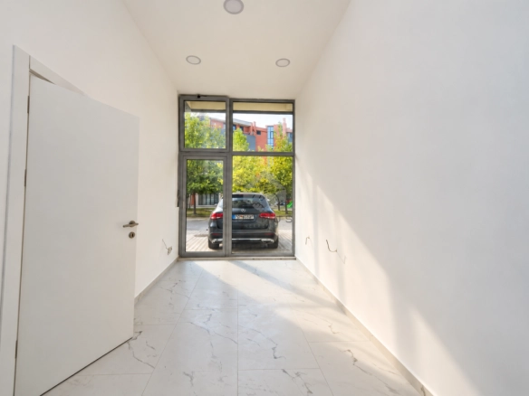 Poslovni prostor 100 m², Dalmatinska – Podgorica
