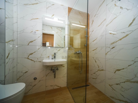 Jednosoban nov stan 42 m² + parking, Zagorič – Podgorica