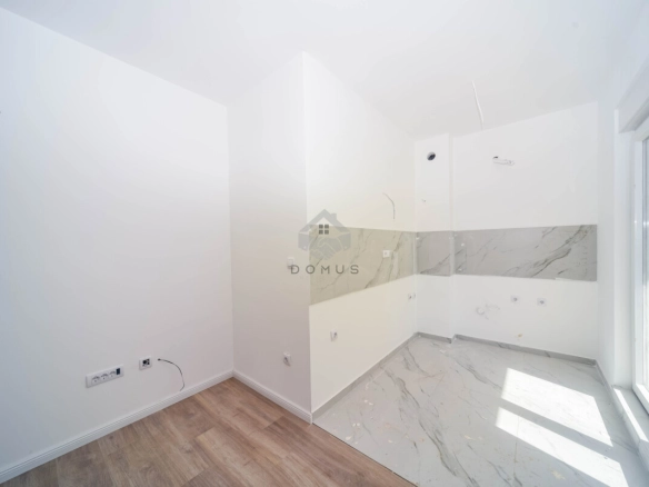 Nova garsonjera 25 m² + parking, Zabjelo – Podgorica