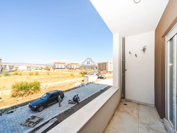 Nova garsonjera 27 m² + parking, Zabjelo – Podgorica