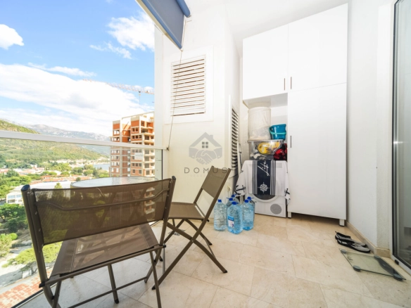 Jednosoban namješten stan 63 m², Tre Canne – Budva