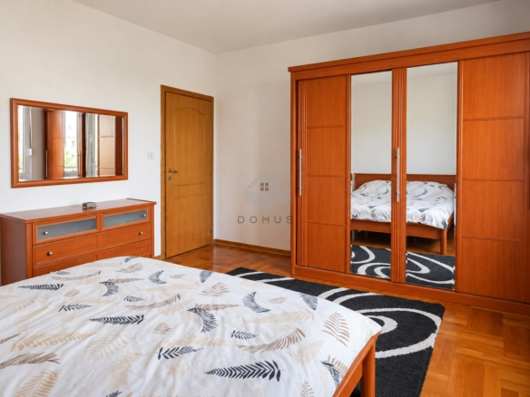 Dvosoban namješten stan 55 m², Centar – Podgorica