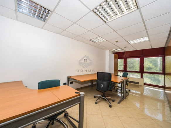 Poslovni prostor 414 m², Preko Morače – Podgorica