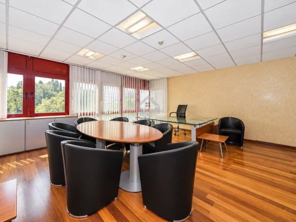 Poslovni prostor 414 m², Preko Morače – Podgorica