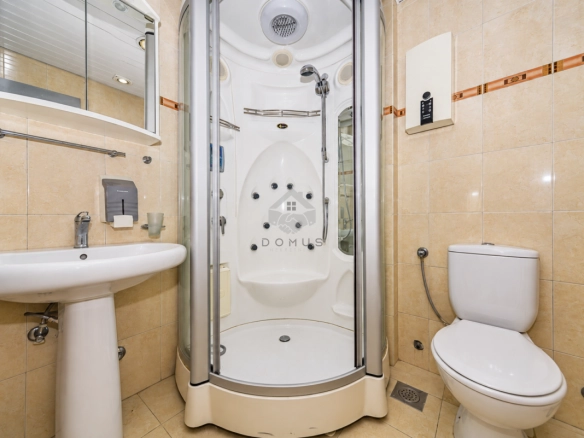 Poslovni prostor 414 m², Preko Morače – Podgorica