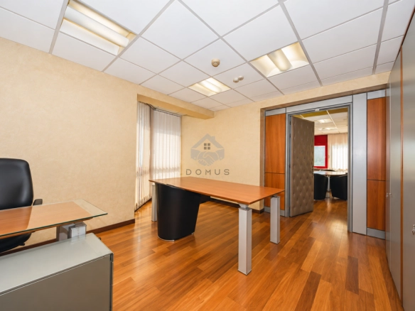 Poslovni prostor 414 m², Preko Morače – Podgorica