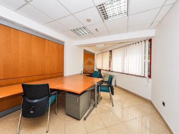 Poslovni prostor 414 m², Preko Morače – Podgorica