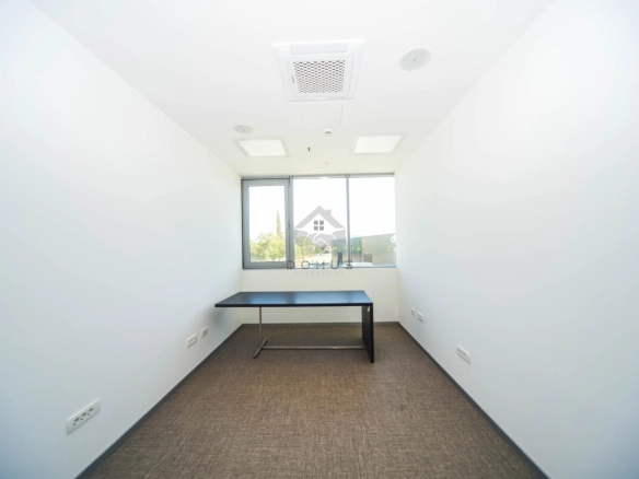 Kancelarijski prostor i magacin 600 m², Donja Gorica – Podgorica
