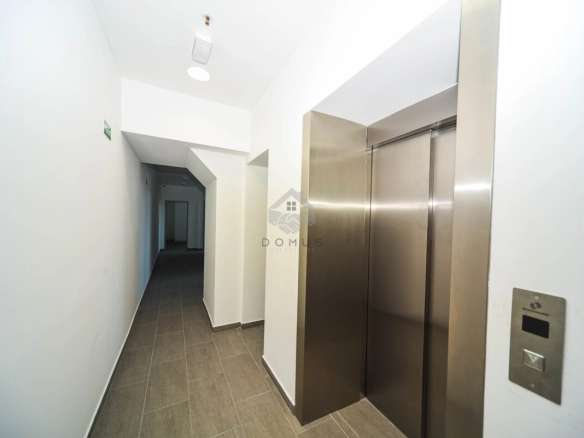 Kancelarijski prostor i magacin 600 m², Donja Gorica – Podgorica