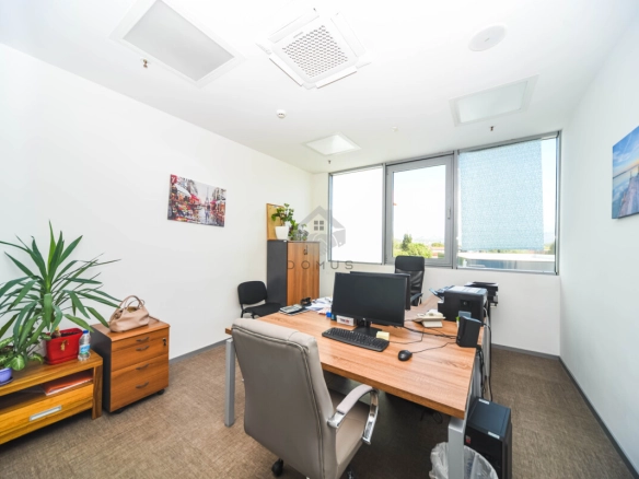 Kancelarijski prostor i magacin 600 m², Donja Gorica – Podgorica