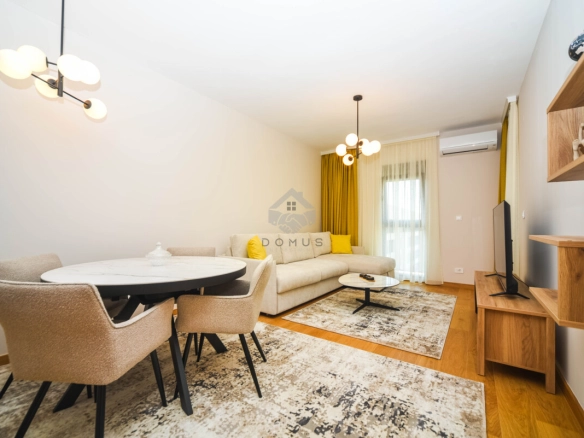 Jednosoban stan 47 m² + garaža