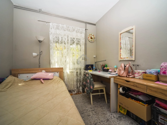 Trosoban stan namješten stan 120 m² + parking, Vranići – Podgorica