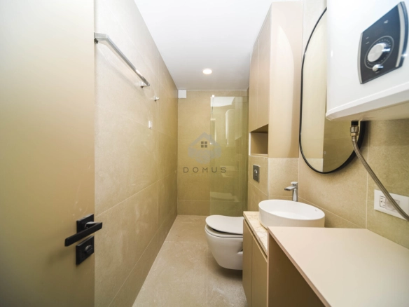 Namještena garsonjera 28 m² + parking, Mrčevac – Tivat
