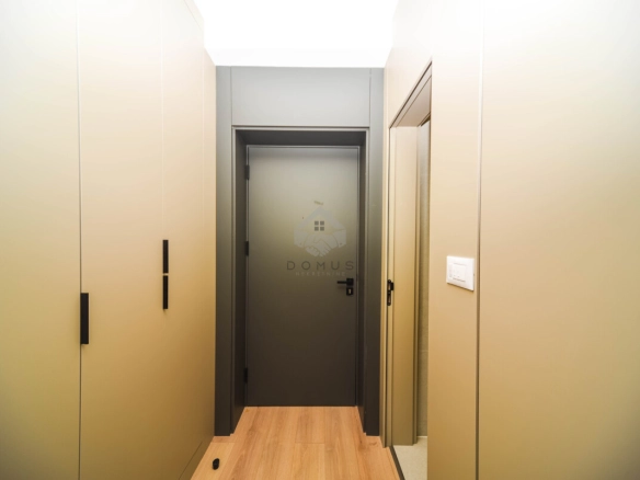 Jednosoban stan 35 m² + parking, Mrčevac – Tivat