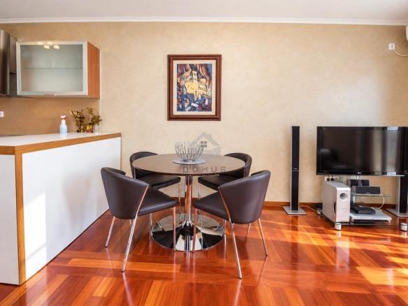 Dvosoban stan 85 m² + parking, Gorica C – Podgorica