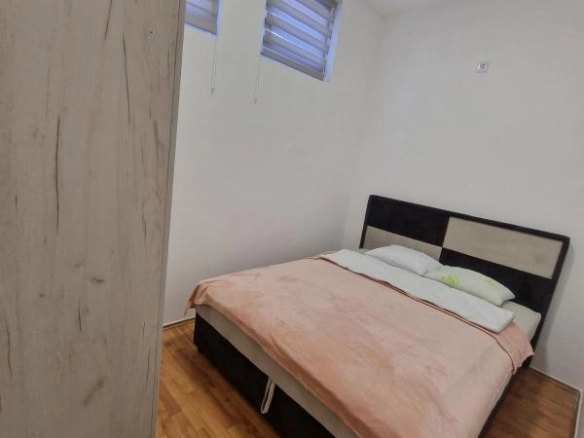 Jednosoban stan 39 m² u prizemnoj zgradi sa parkingom – Blok 9, Podgorica