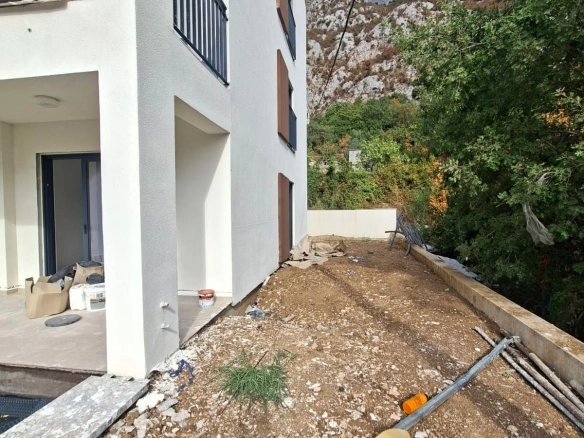 Jednosoban stan 58 m² – Dobrota, Kotor — fotografija 11