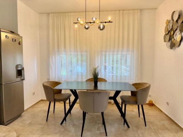 Kuća 340 m² sa bazenom i pogledom na more – Ratac, Bar