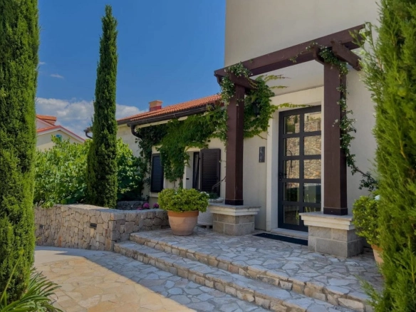 Trosoban stan 290 m² – Tivat — fotografija 10