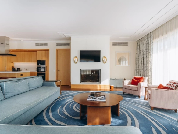 Trosoban stan 381 m² – Seljanovo, Tivat — fotografija 2