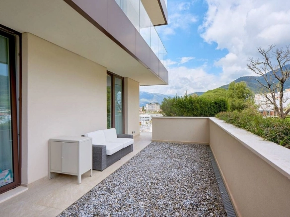 Dvosoban stan 140 m² – Seljanovo, Tivat — fotografija 9