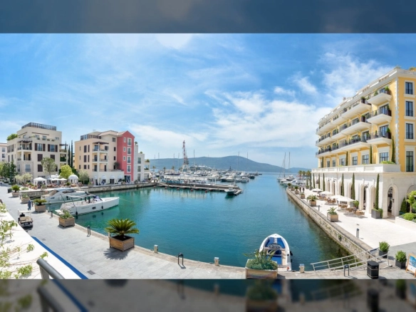 Trosoban stan 223 m² – Tivat — fotografija 4