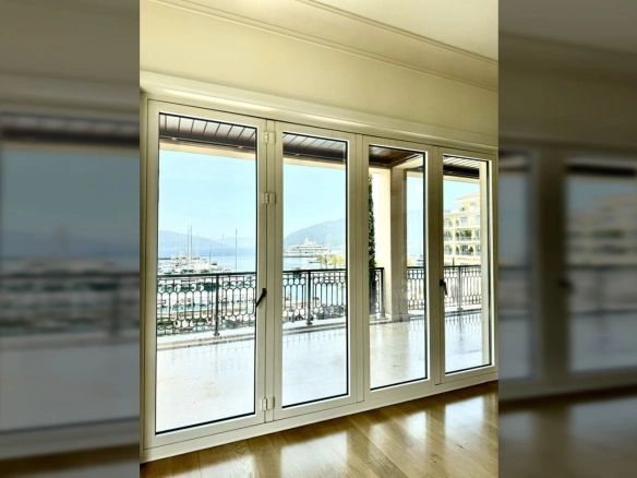 Trosoban stan 223 m² – Tivat — fotografija 11
