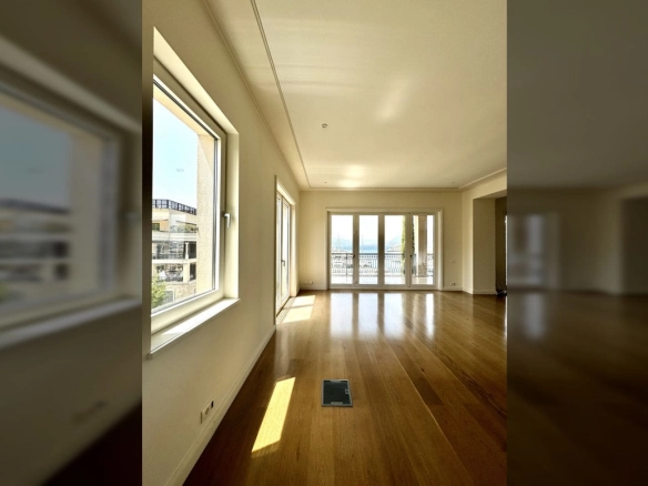 Trosoban stan 223 m² – Tivat — fotografija 14