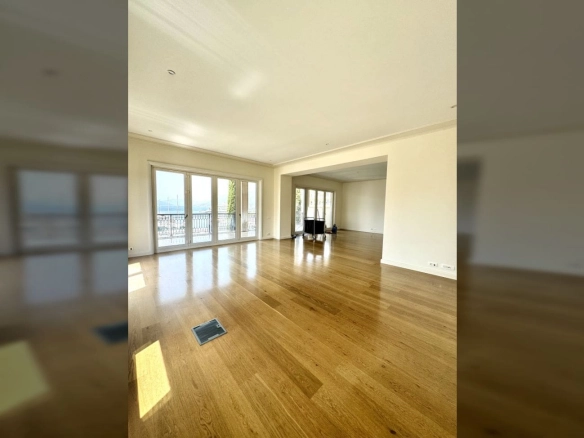 Trosoban stan 223 m² – Tivat — fotografija 15