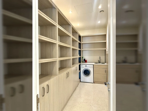 Trosoban stan 223 m² – Tivat — fotografija 17