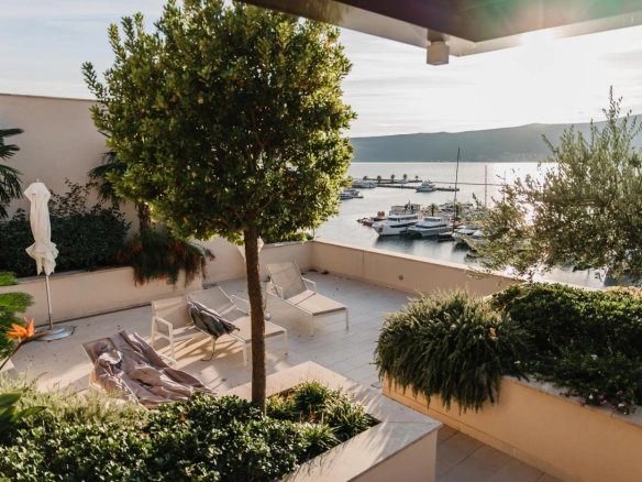 Trosoban stan 497 m² – Seljanovo, Tivat — fotografija 10