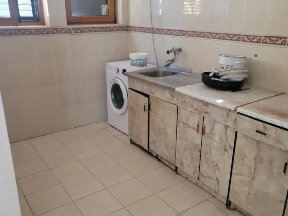 Kuća za smještaj radnika u Lastvi, Budva — fotografija 2