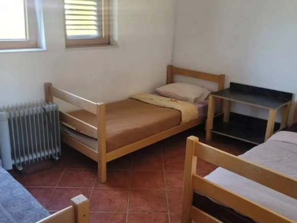 Kuća za smještaj radnika u Lastvi, Budva — fotografija 8