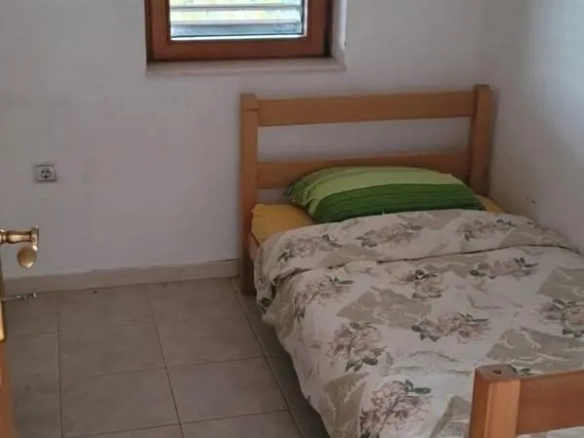 Kuća za smještaj radnika u Lastvi, Budva — fotografija 9
