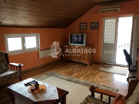 Izdavanje: Dvosoban stan 100 m² – Bjeliši, Bar — fotografija 2