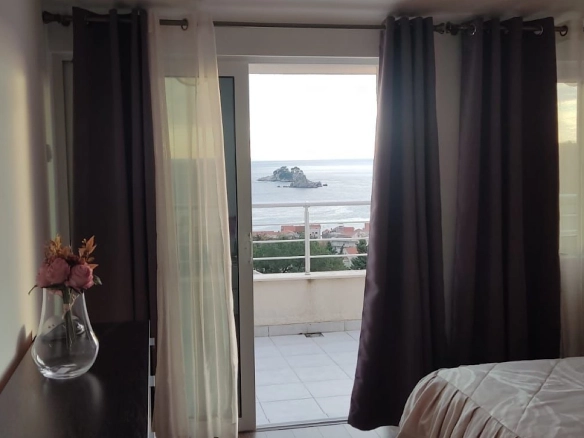 Dvosoban stan 93 m² – Petrovac, Budva — fotografija 7