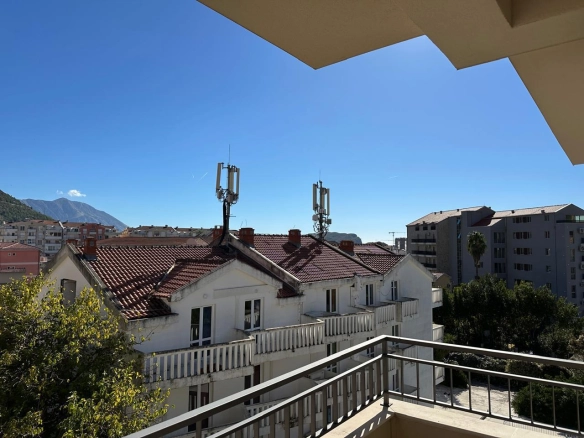 Jednosoban stan u novogradnji, Lazi, Budva — fotografija 8