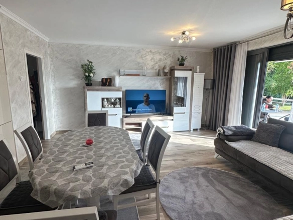 Izdavanje: Dvosoban stan 76 m² – Pržno, Budva — fotografija 2