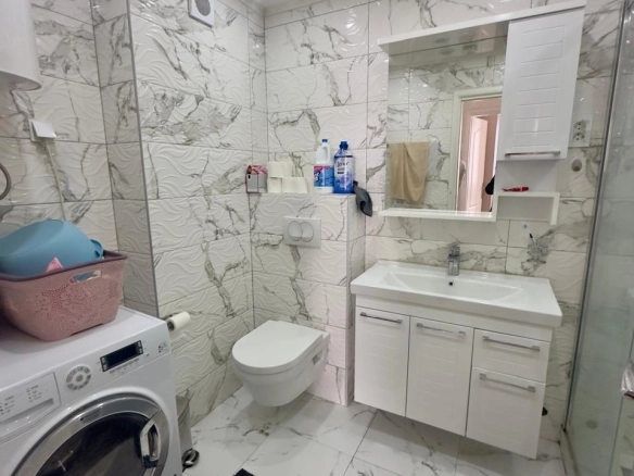 Izdavanje: Dvosoban stan 76 m² – Pržno, Budva — fotografija 12
