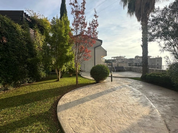 Izdavanje: Dvosoban stan 76 m² – Pržno, Budva — fotografija 14