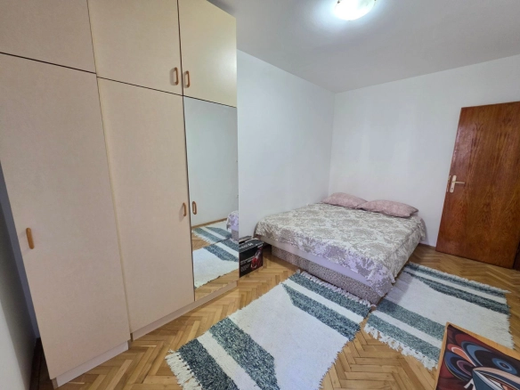 Jednosoban stan u naselju Adok, Budva — fotografija 13