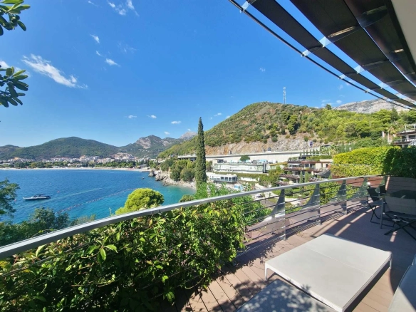 Izdavanje luksuznog trosobnog stana sa panoramskim pogledom na more – Dukley Gardens, Budva (Izdavanje na period do 01.06.2027)