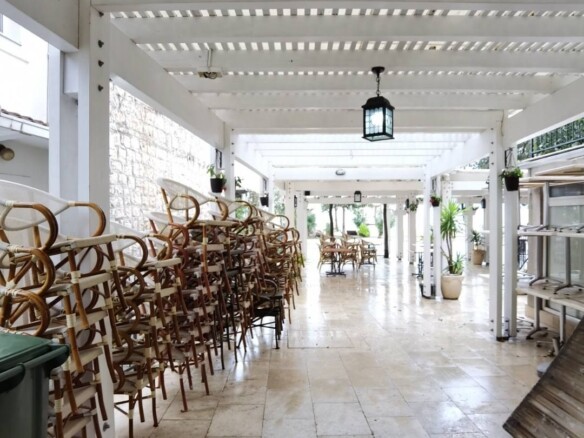 Restoran na prvoj liniji do mora u Petrovcu, Budva — fotografija 8